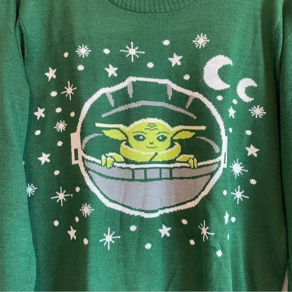 Star Wars The Mandalorian The Child Grogu Baby Yoda Sweater - Picture 5 of 8